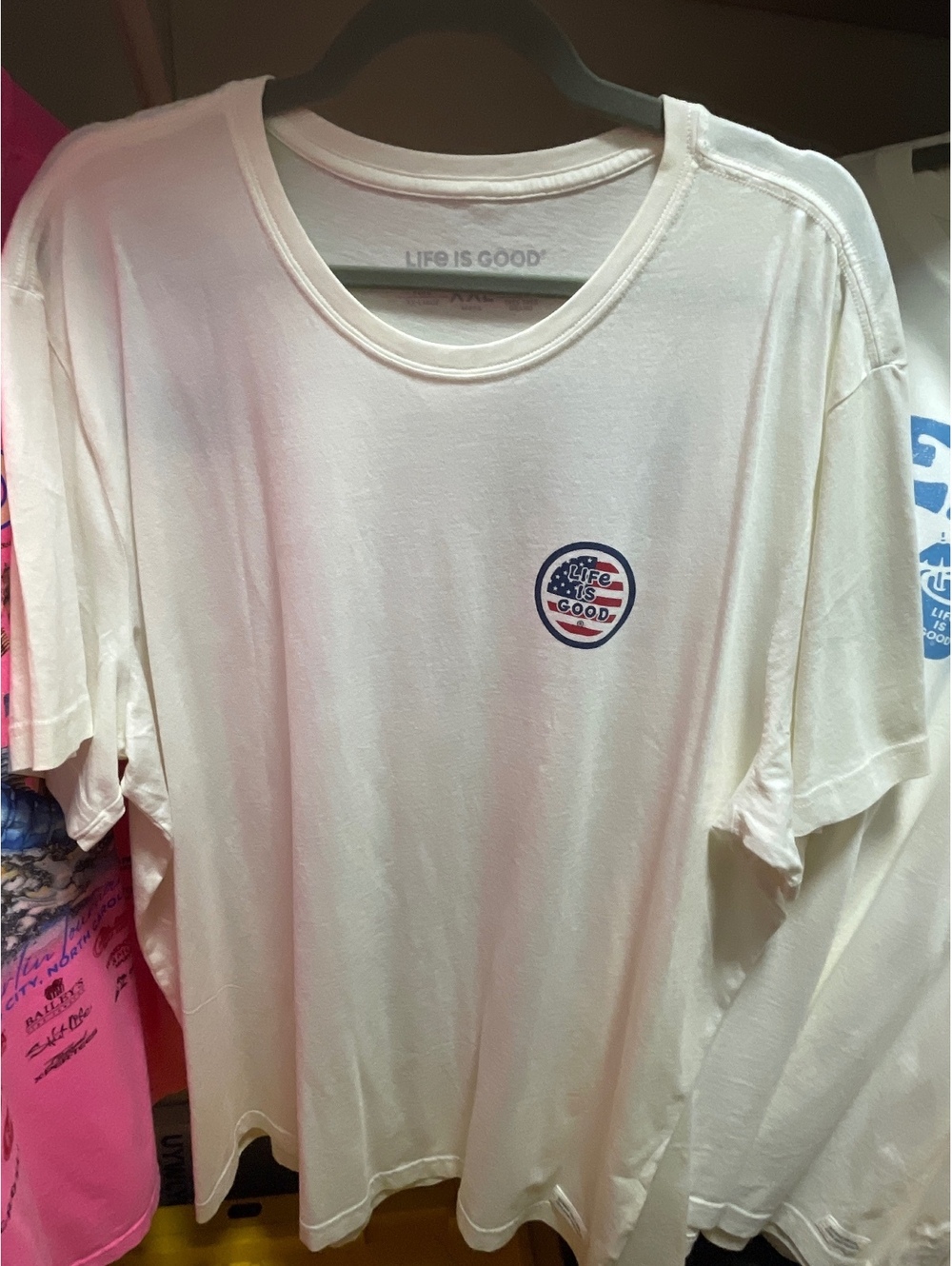 Life is Good Men's White Graphic T-Shirt with American Flag Design Size 2XL